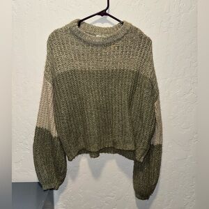 BKE Two-Tone Cropped Knit Sweater
